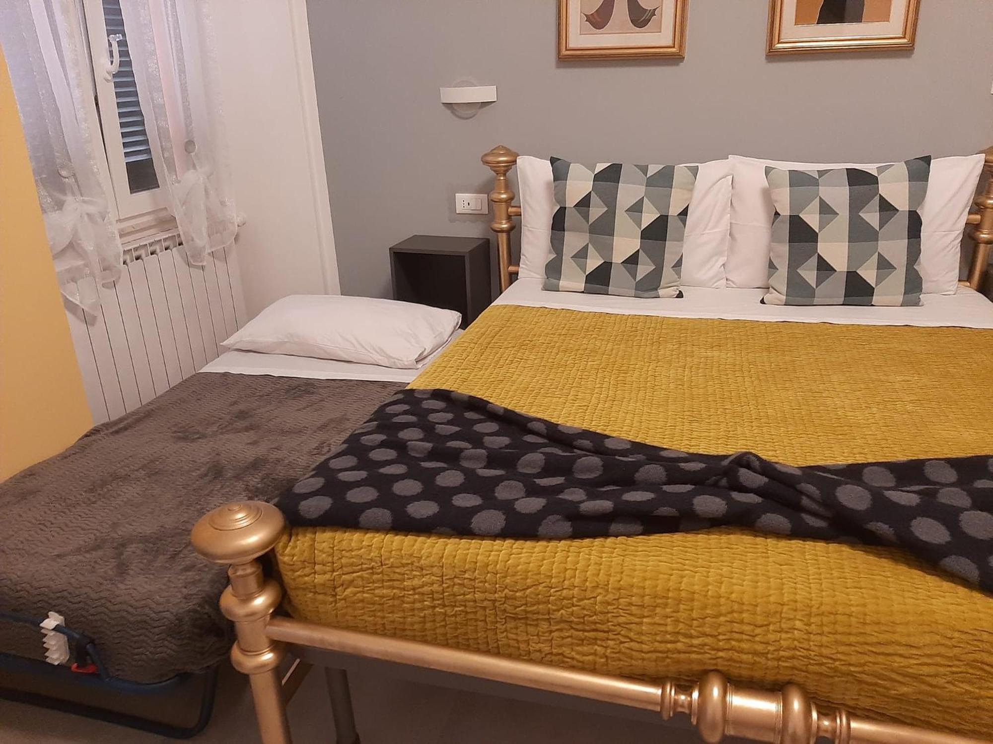 Justkey Hotel La Spezia Room photo